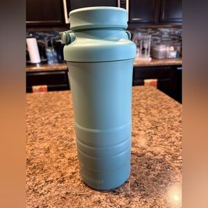 Momcozy Bottle Cooler